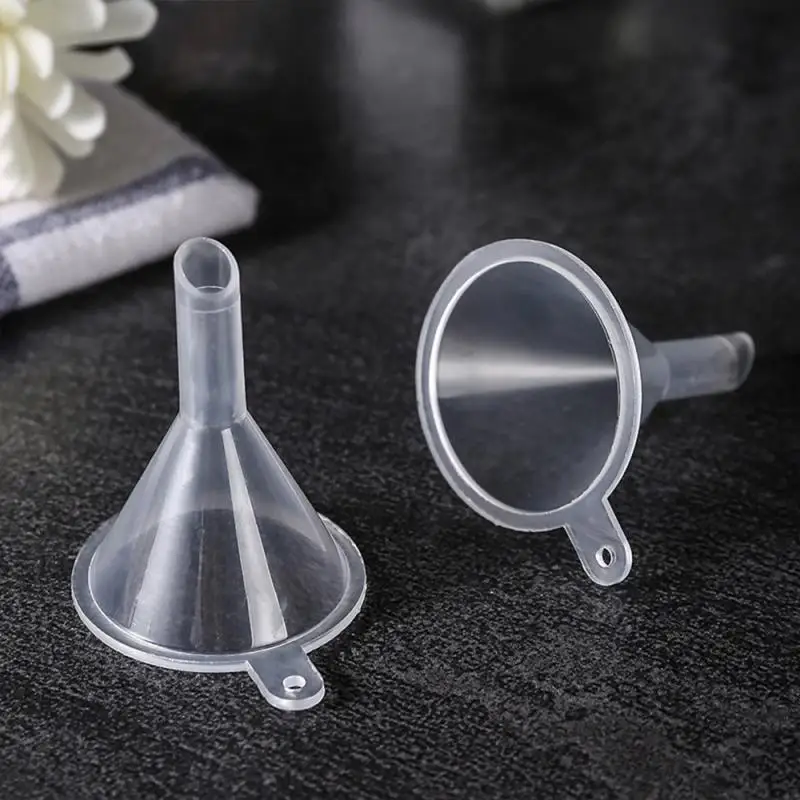 

20ml Card Spray Bottle Perfume Hand Sanitizer Alcohol Bottles Refillable Bottletravel Press Portable Sub-bottling Cosmetic Tool