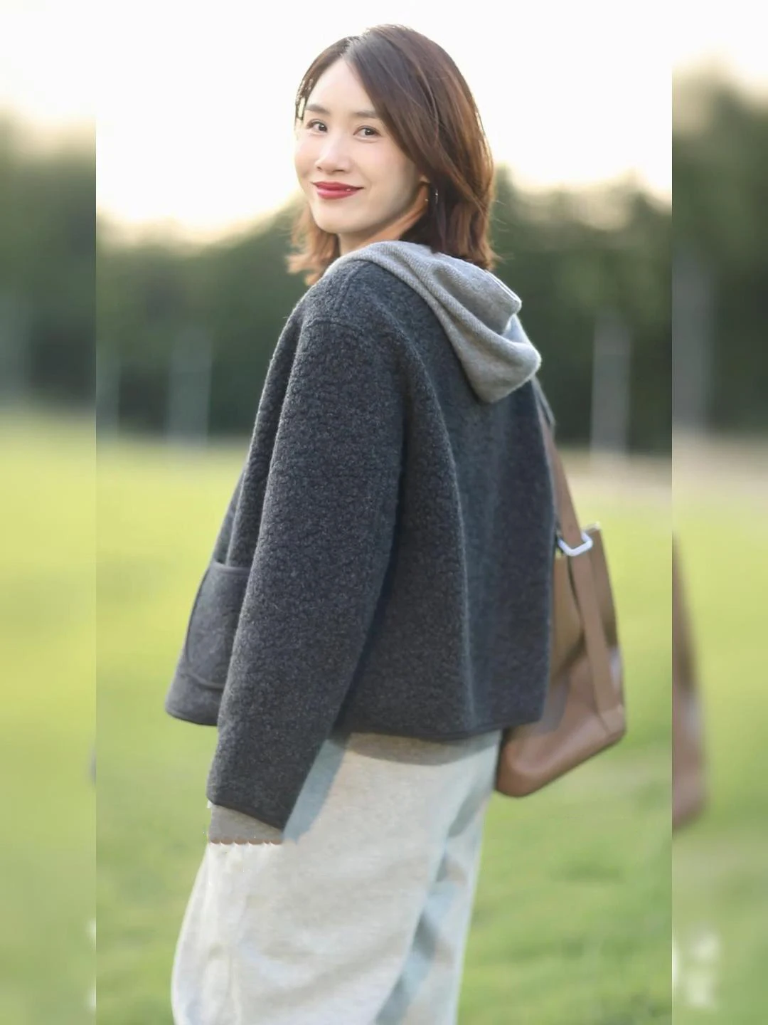 Macorsofia Versitile модное короткое пальто для женщин 2024 новое осенне-зимнее свободное