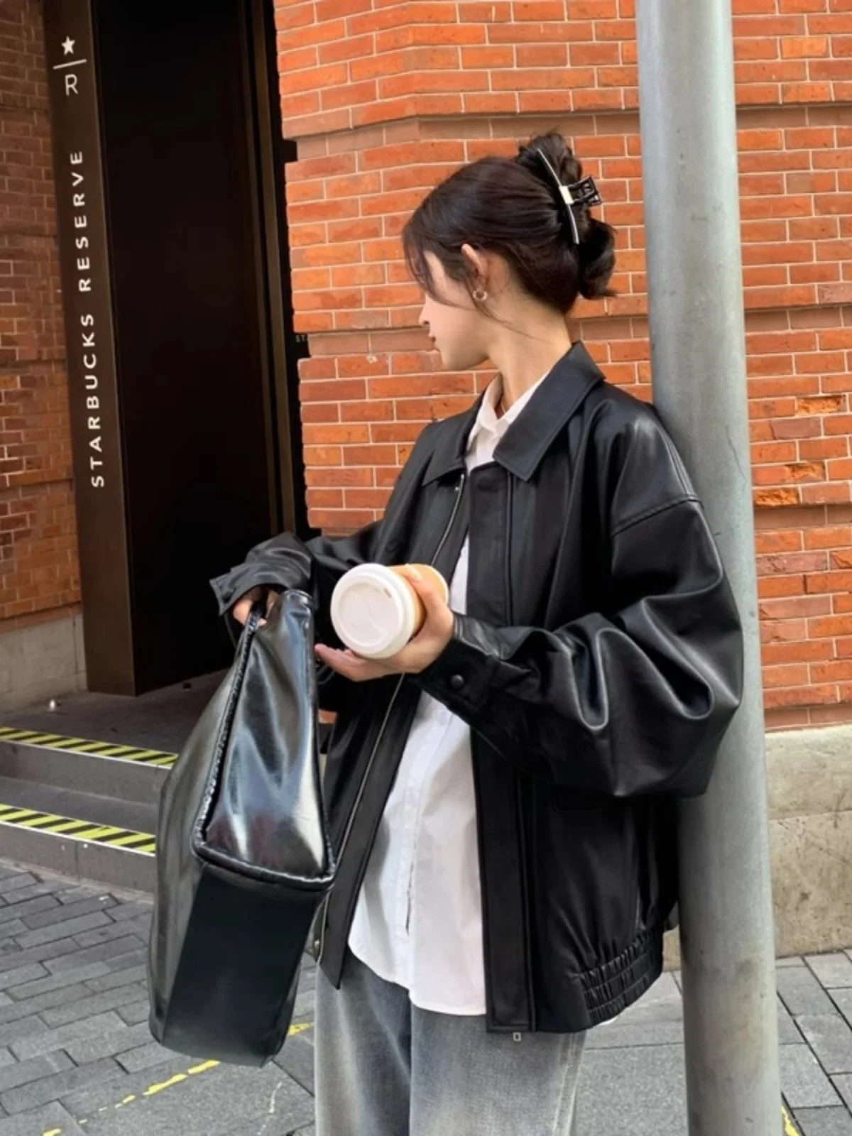 Черное кожаное пальто верхняя одежда для женщин осень и зима 2024 новинка