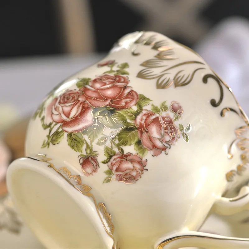 Yolife Ivory Porcelain Tea Cup Saucer Spoon Set Elegant Light Luxury Espresso Coffee Cups Style Beatiful Gift 250ML |