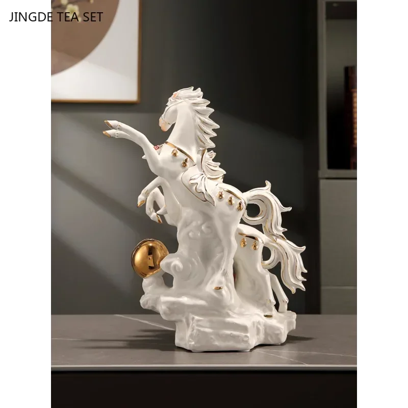 1 SZTUK Ceramiczna ozdoba zodiakalnego konia Bionic Nowoczesna kreatywna domowa szafka TV Wejście Sypialnia Biuro Pulpit Rzemiosło Butik Prezenty