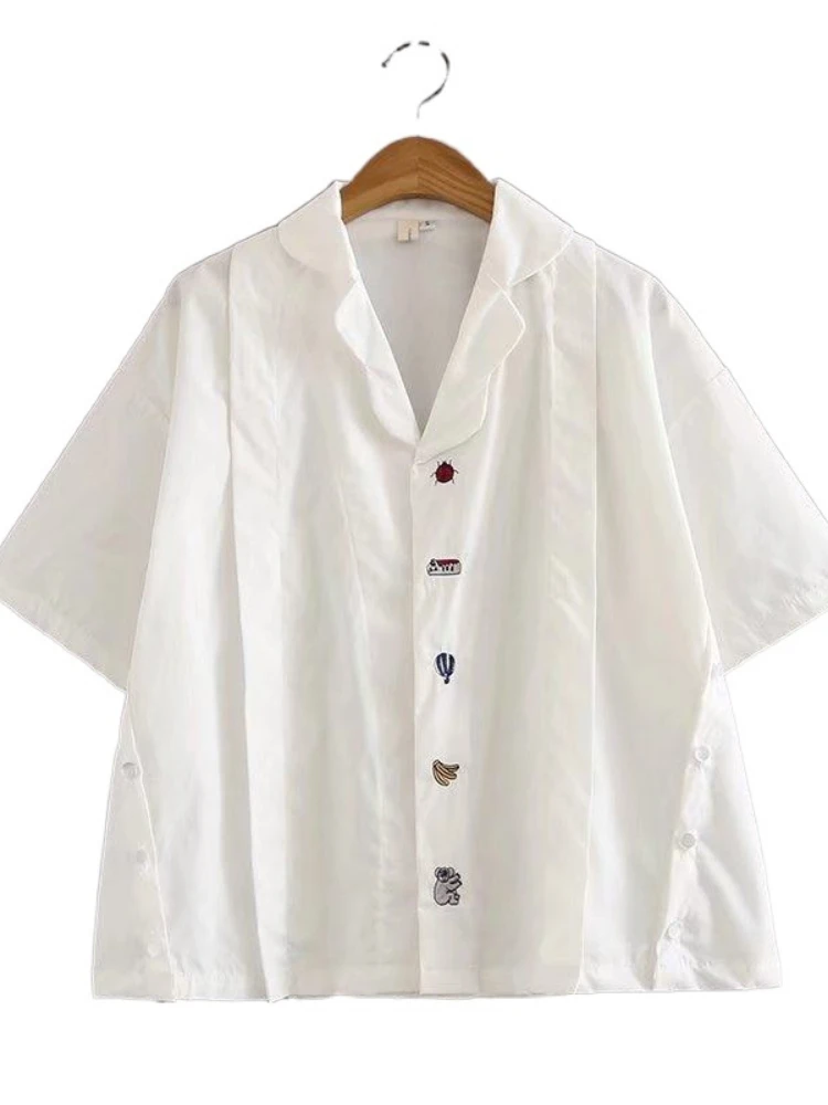 

Женские рубашки, модный дизайн, милые стильные белые хлопковые топы для девочек, летние рубашки с вышивкой коала, мультяшными животными, пуговицами и коротким рукавом