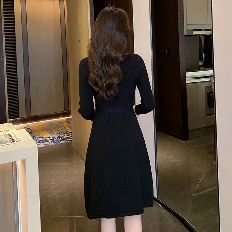 

2023 Women's Dress Autumn and Winter New Woolen Shirt Temperament Waistband Tie Up Outwear Knit Underlay Free Shipping