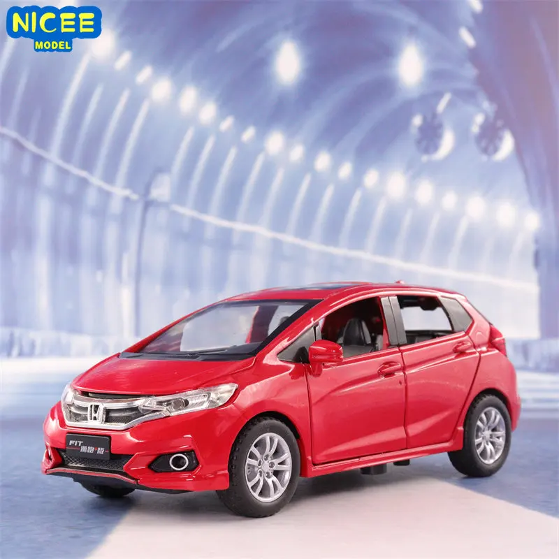 

1:32 Honda FIT High Simulation Diecast Metal Alloy Model car Sound Light Pull Back Collection Kids Toy Gifts A106
