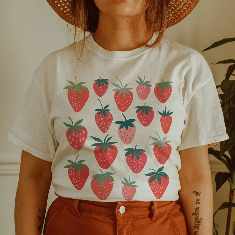 

Strawberry Graphic Shirt Garden Summer Cute Aesthetic Short Sleeve Women T-Shirt Cottagecore Botanical Tshirt Clothing Grunge