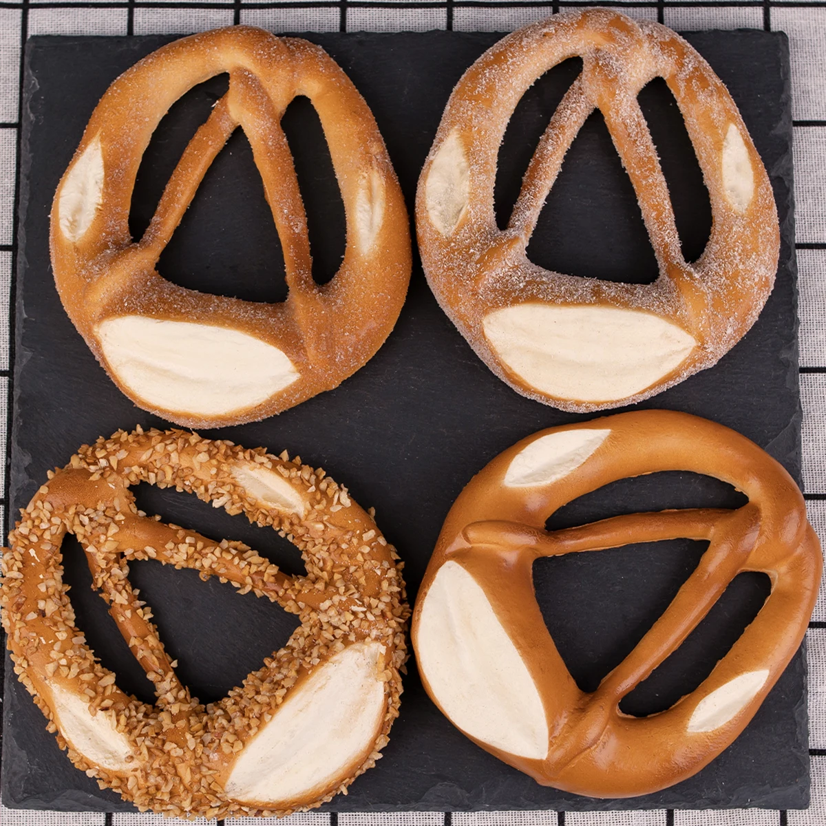 Жесткая жесткая палочка с арахисовым покрытием и большим лебао имитация