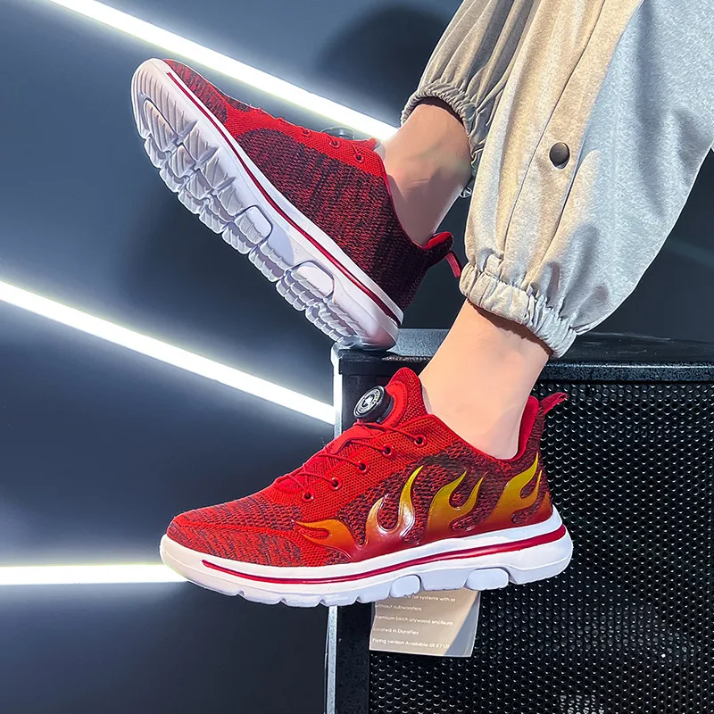 2023 Fashion Flame Print Sneakers Men Hot Sale Red Unisex Running Shoes Men Breathable Mesh Mens Sports Sneakers Plus size 46