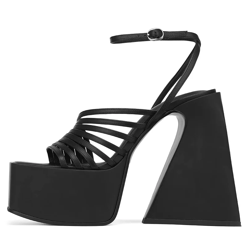 

Женские летние дизайнерские туфли на высоком каблуке