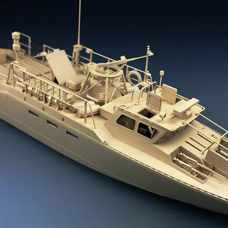 

1/35 Swedish CB-90 Fast Attack Boat Model Kit Naval Ship DIY Handmade Model Gift Collection Ship Model Assembly Kit