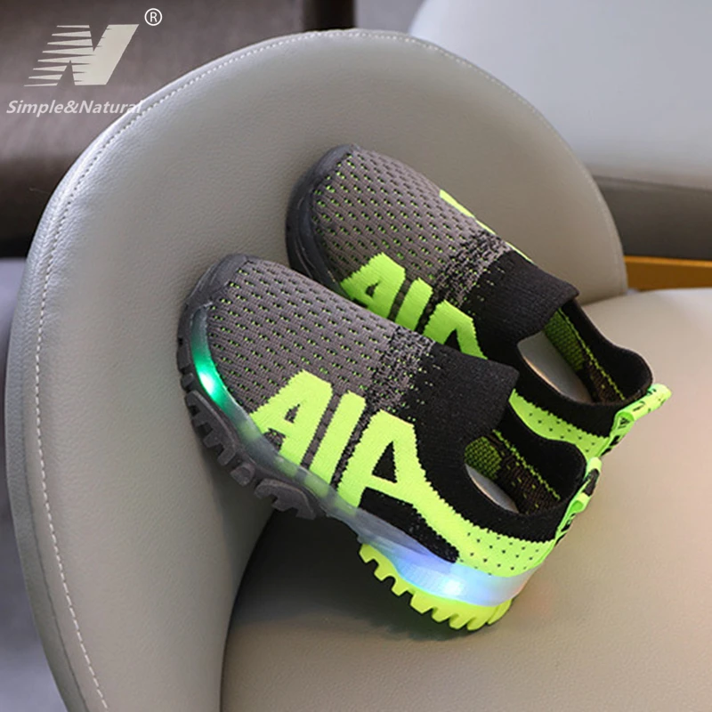 

Childrens LED Shoes Fashion Kids Sneakers Toddler Baby Girls Boys Mesh Sports Shoes Anti-Slip Casual Shoes Breathable