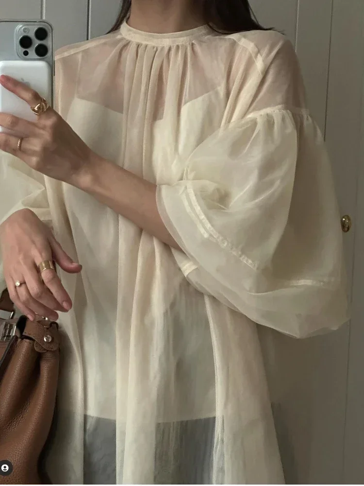 Полупрозрачные марлевые топы с рукавами-фонариками простые винтажные