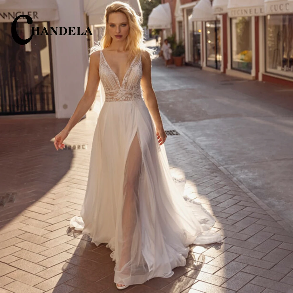 Женское свадебное платье с открытой спиной