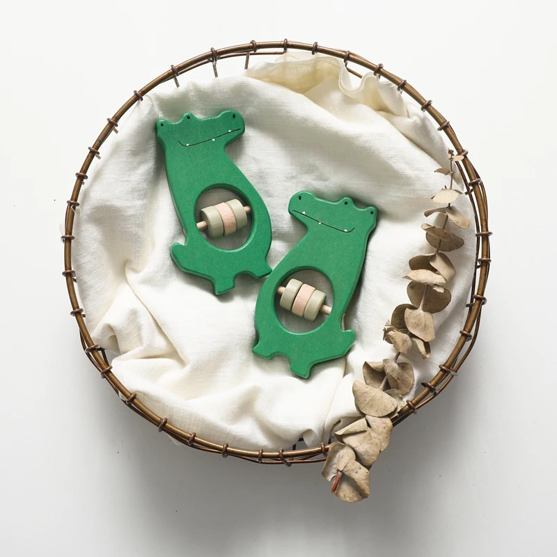 Wooden Rattle Toys Green Crocodile Animal Shape Teething Baby Rattle Play Gym Montessori Educational Stroller Toy Baby Gifts