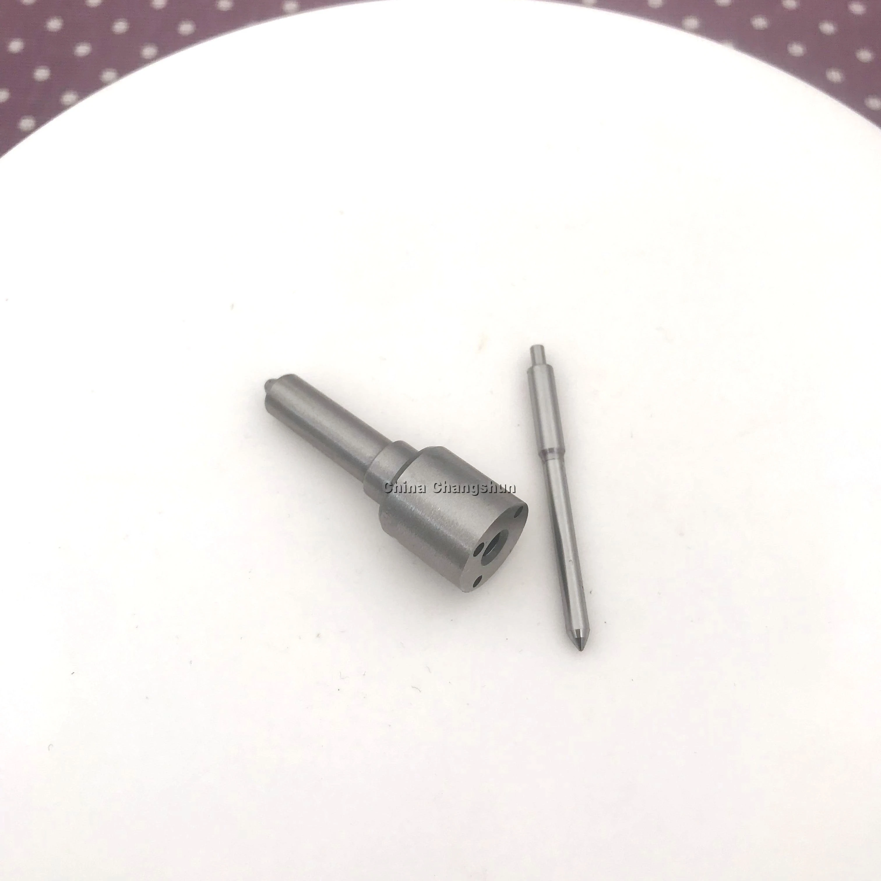 105017-0140 DLLA152PN014 OEM дизельные форсунки DLLA140PN003 RD90 двигатель