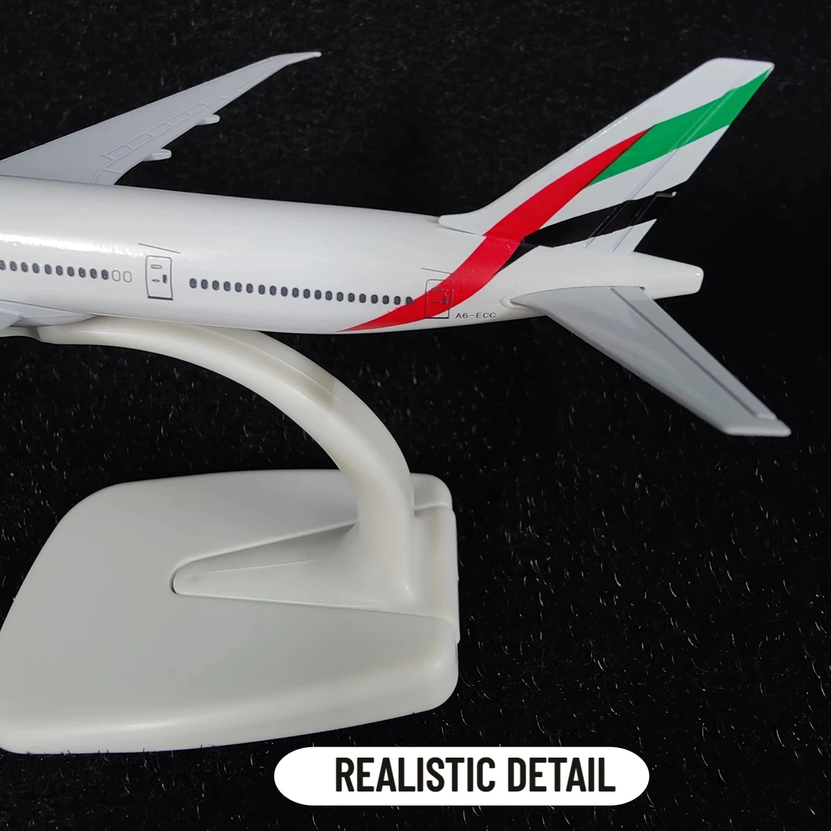 Миниатюрная модель самолета Fly Emirates B777 из металла, масштаб 1:250, размером 20 см, подарок на Рождество для детей игрушки для мальчиков.