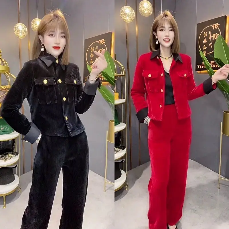 Женский вельветовый костюм в полоску однобортный короткий пиджак с длинным