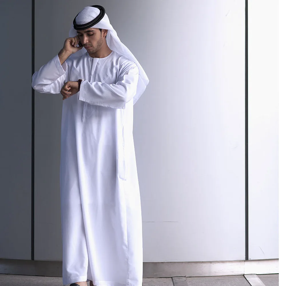 Muslim Fashion Men Robe Pakistan Islamic Clothing Worship Dress O-neck Arab Dubai Oman Robe + Turban + Headband Three-piece Set