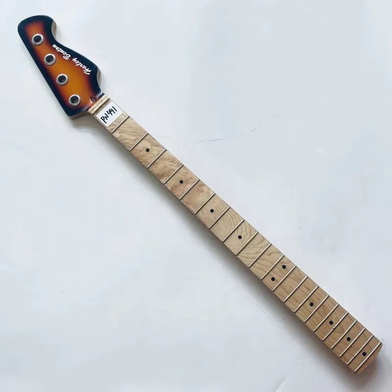 Электробас-гитара PN491 Original Harley Benton, 4 струны, гриф из клена, 21 лад, длина грифа 864 мм, с поверхностными повреждениями и загрязнениями (art.: 3920d94276dca) - 3920d94276dca