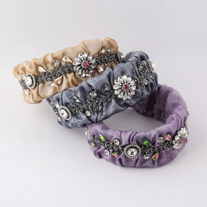 

Модная повязка на голову в стиле барокко для женщин, из ткани с крупным кишечником, украшение для волос для вечеринки, путешествий, аксессуа...