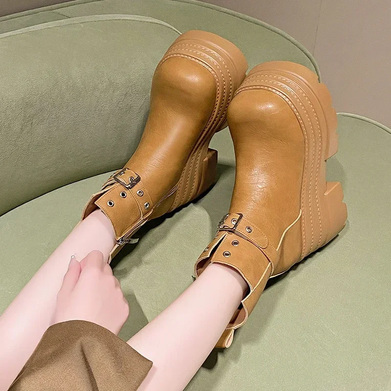 Женские кожаные полусапожки на высокой платформе 10 см зима-осень британская