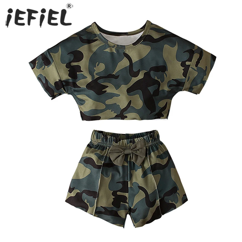 

Girls Summer Sportswear Sets Short Sleeve Camouflage Tie-dye Print Crop Top and Shorts for Running Workout Daily Casual Costume