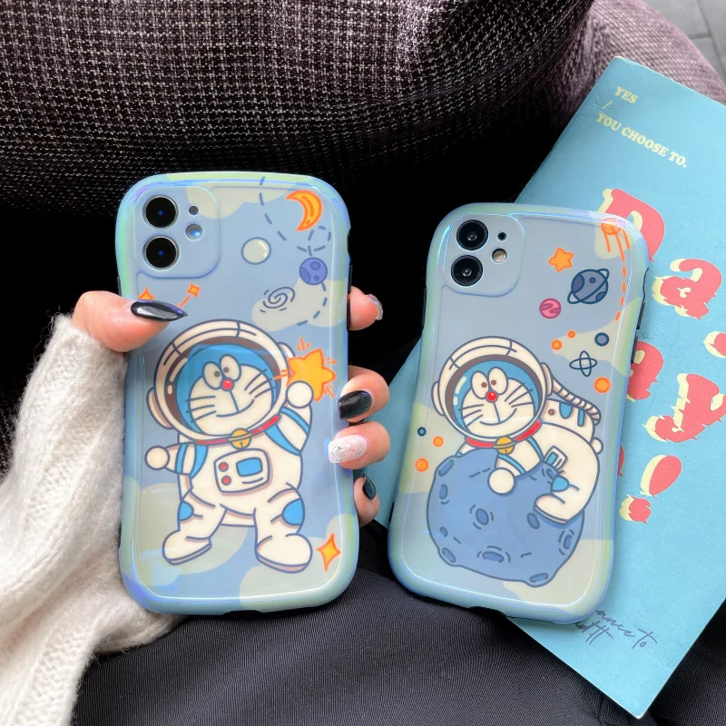 

BANDAI Cartoon Doraemon Astronaut Planet Silicone Phone Case for iPhone 11 12 13 pro XS MAX X XR Cover