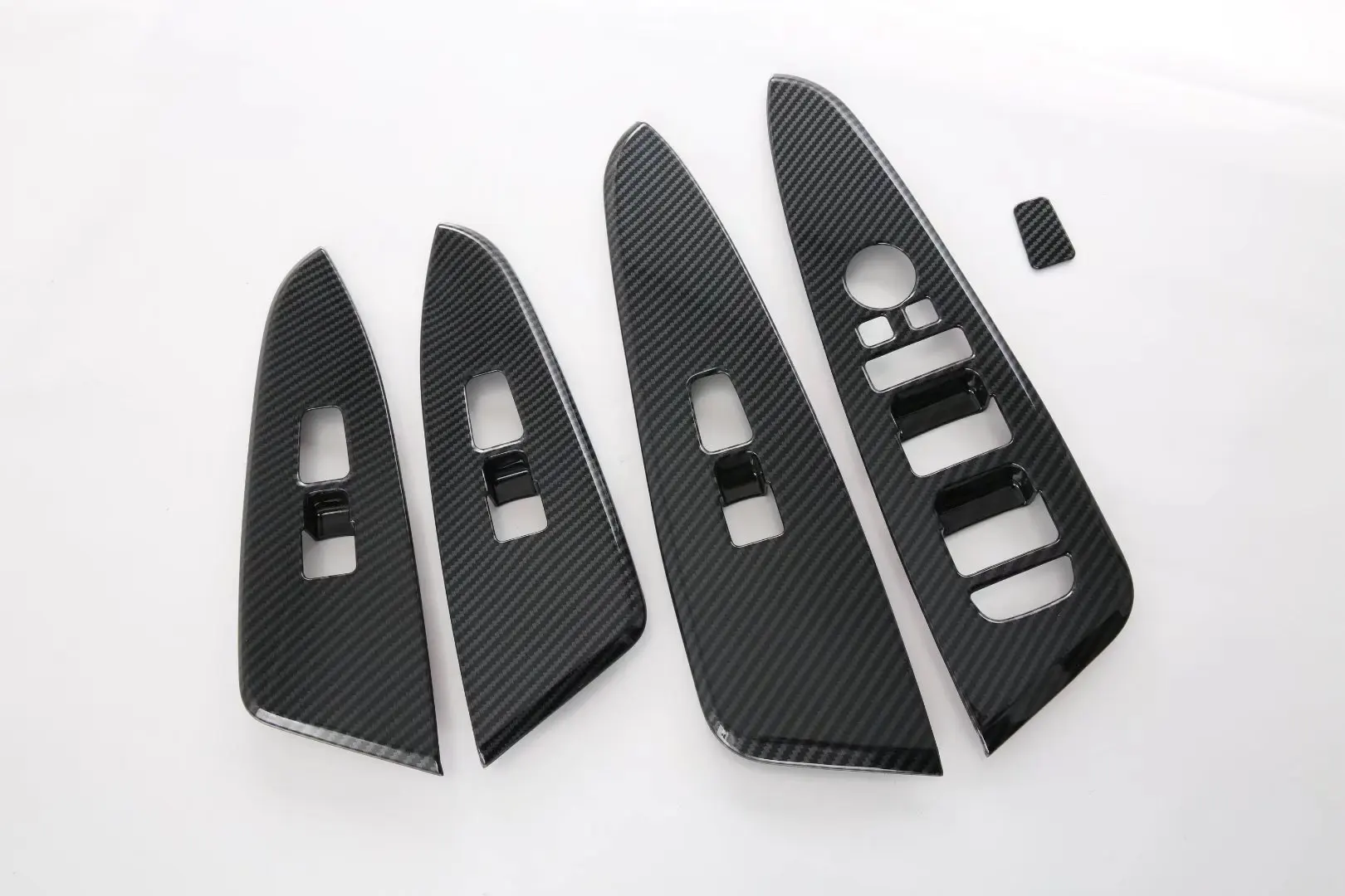 

For KIA Sportage 2022 Carbon Fiber Red Car Door Armrest Window Glass Lifter Button Frame Decorative Cover Trim Car Accessories