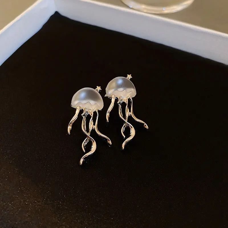 Jellyfish Scrub Matte Earrings Floating Deep Sea Crystal Fashion Creative Design Earrings for Women Girls Korean Ear Jewelry