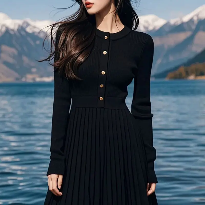 Модное плиссированное трикотажное платье осеннее новое элегантное женское