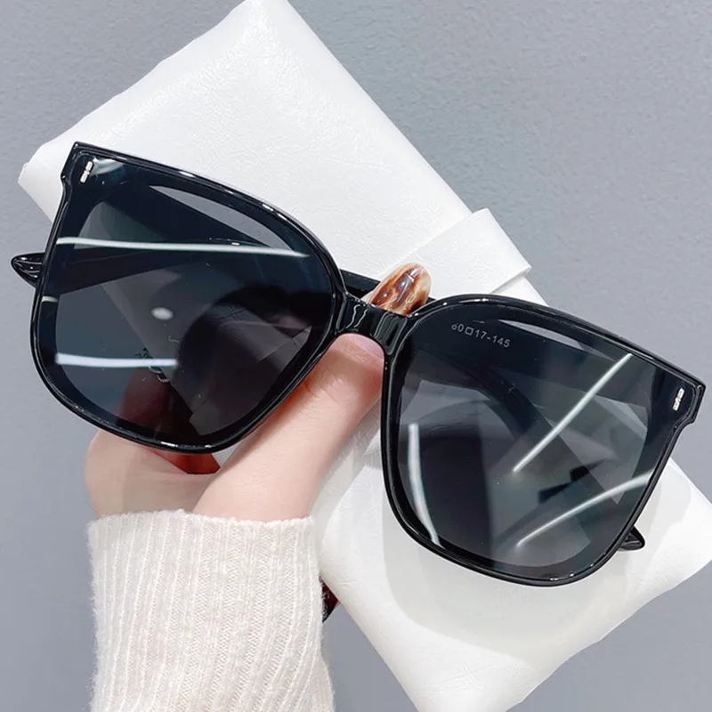 

Солнцезащитные очки оверсайз для мужчин и женщин UV-400, винтажные квадратные темные очки в стиле ретро, с защитой от ультрафиолета, черные
