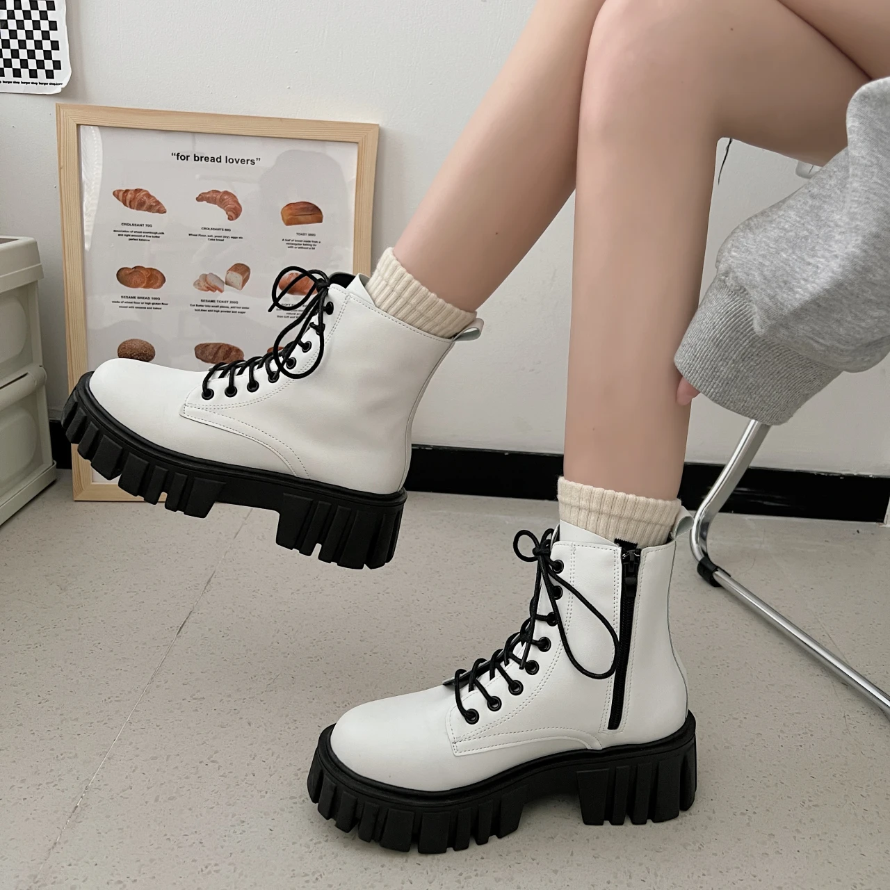 

BKQU 2022 Mid-tube All-match Student Single Boots with Thick-soled Casual Knight Boots high heels sexy womens platform heels