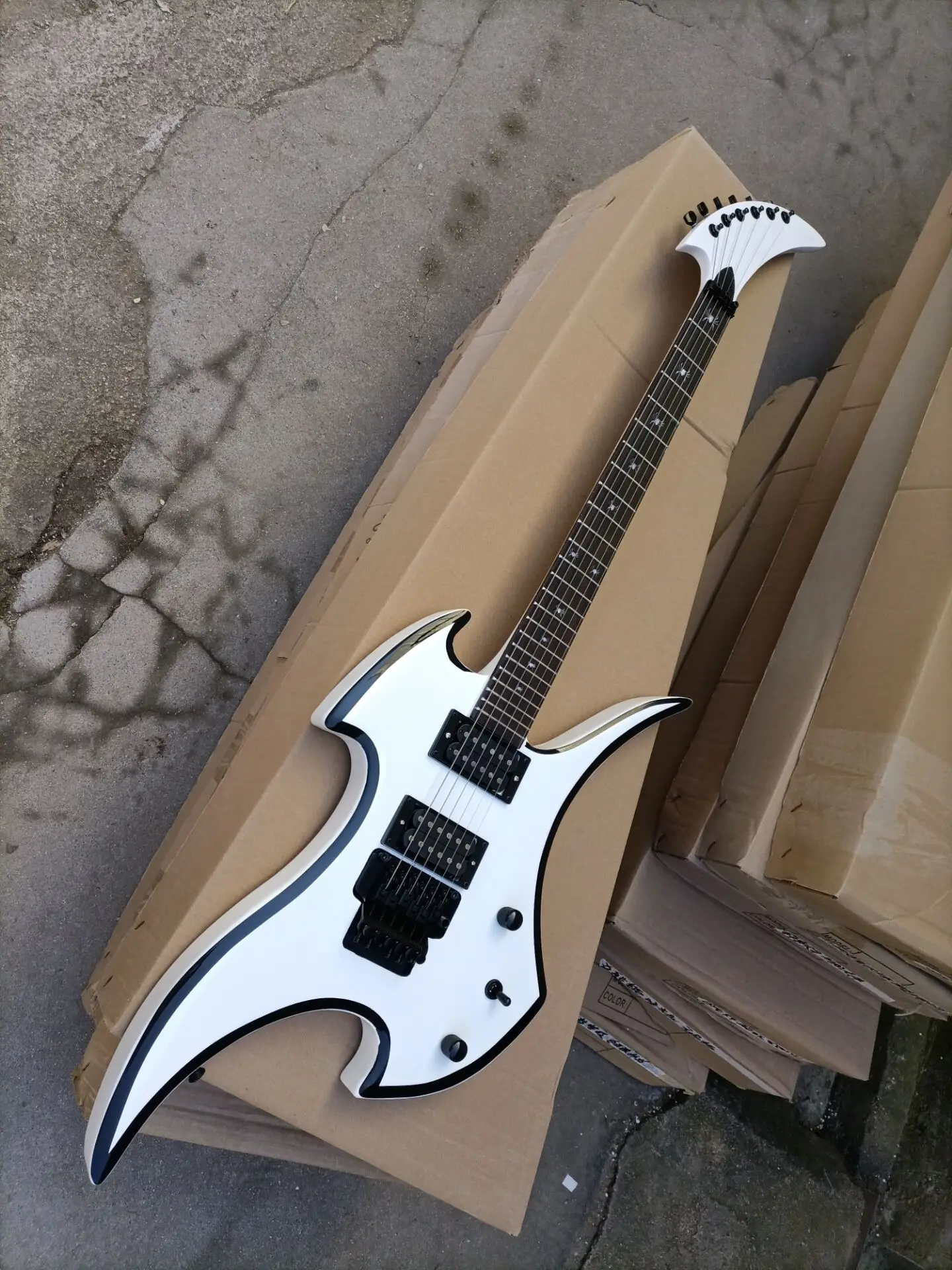 

customize order electric guitar white rock electric guitar 6 strings guitar