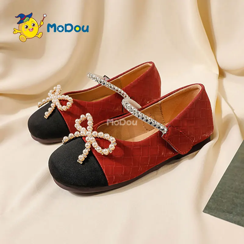 

Mo Dou 2022 Spring And Autumn New Style Sandals Comfortable Patent Leather Exquisite Texture Non SlipFine And Delicate Lining