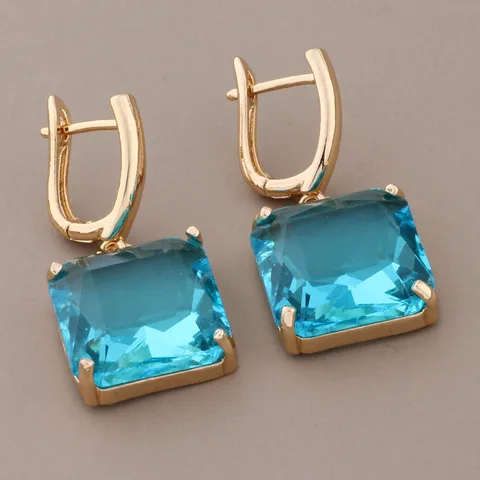 Подвесные серьги Ирина медные стеклянные квадратные