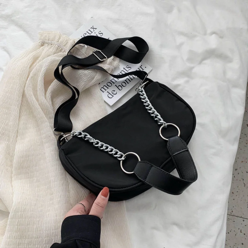 Новинка весна-лето 2023 модная Минималистичная крутая универсальная черная женская сумка через плечо в стиле ретро с французской подмышкой и цепочкой