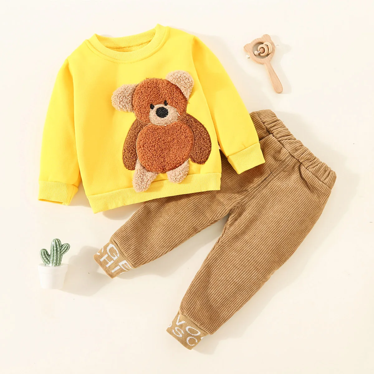 

Комплект детской одежды hibobi из 2 предметов для мальчиков, однотонный пуловер в стиле медведя и вельветовые однотонные штаны с карманами, нар...