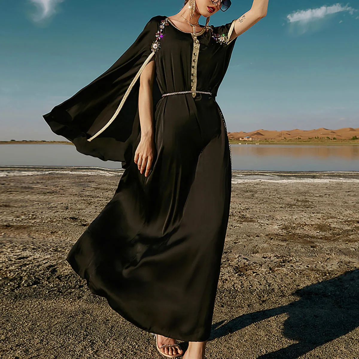 Women Hand-Sewned Embroidery Cloak Dress Travel Robe Abaya with Belt