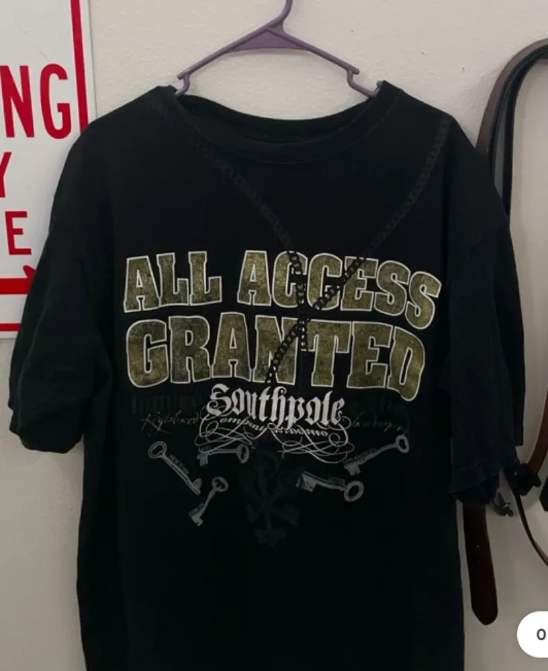 Фото Southpole All Access Granted Мужская футболка с принтом логотипа One Yard Too Big из чистого хлопка в стиле Ренессанс Уличный хип-хоп Ежедневно №1