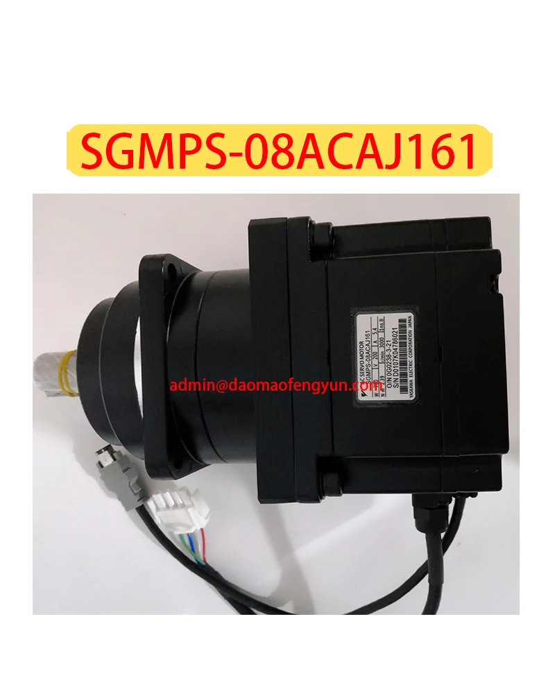 SGMPS-08ACAJ161 Совершенно новый серводвигатель SGMPS 08ACAJ161 быстрая доставка