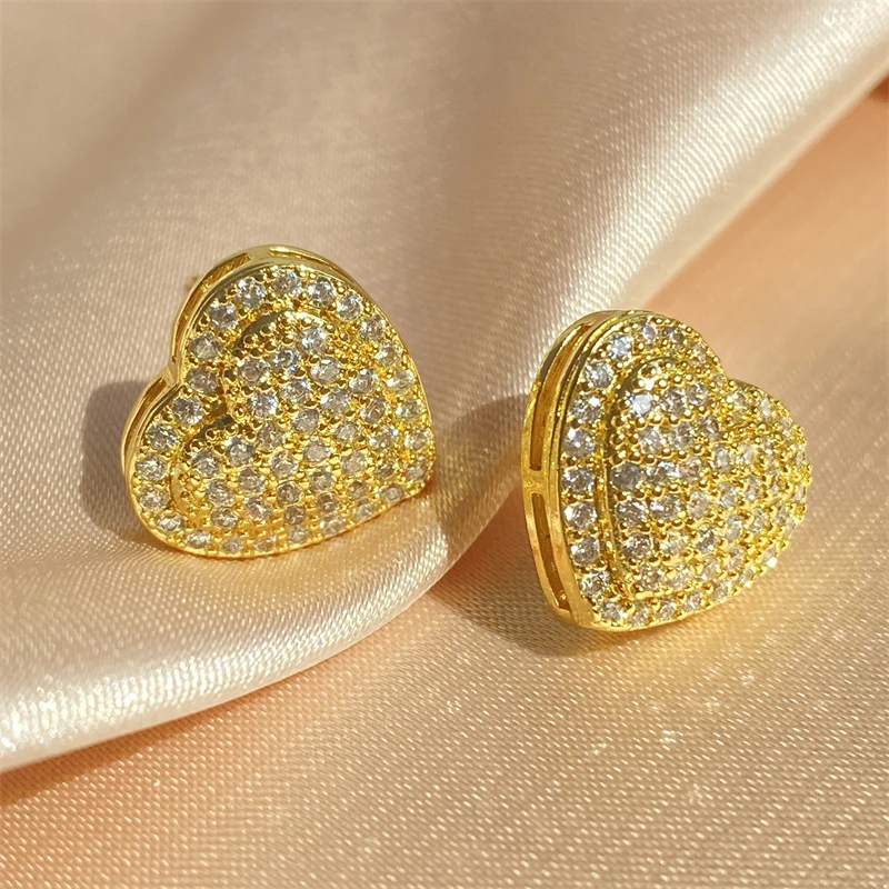 

Trendy Silver Color Heart Stud Earrings For Women Dazzling Cubic Zirconia Romantic Female Earring Statement Jewelry Accessories