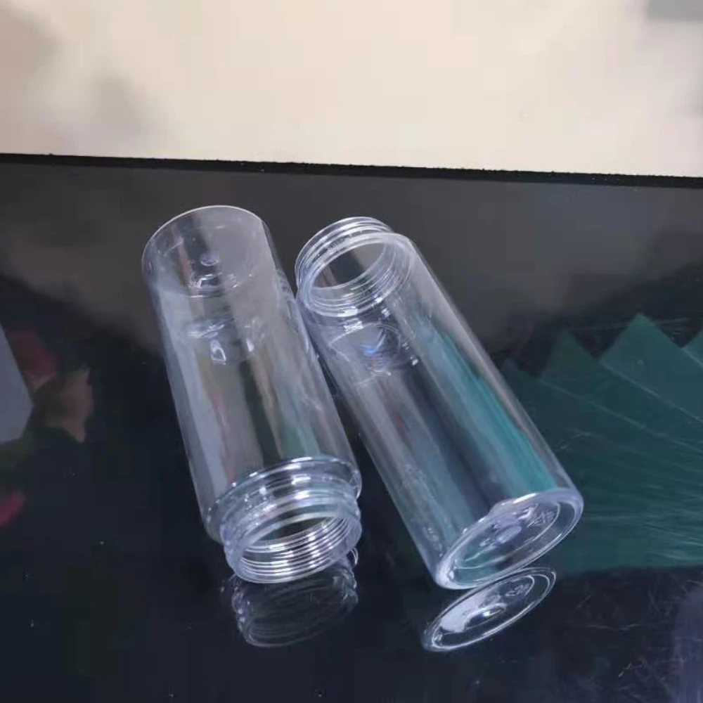 Прозрачная пластиковая пенопластовая бутылка пустая для мыла и жидкого