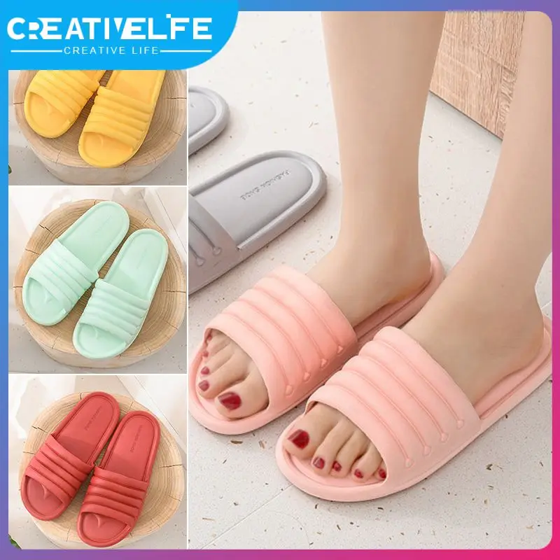 

New Women Indoor Floor Flat Shoes Summer Non-slip Flip Flops Bath Home Slippers Female Slipper Comfortable Zapatillas De Hombre
