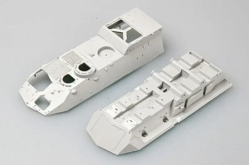 Trumpeter 00370 1/35 USMC LAV-R Легкая бронированная машина для восстановления сборки