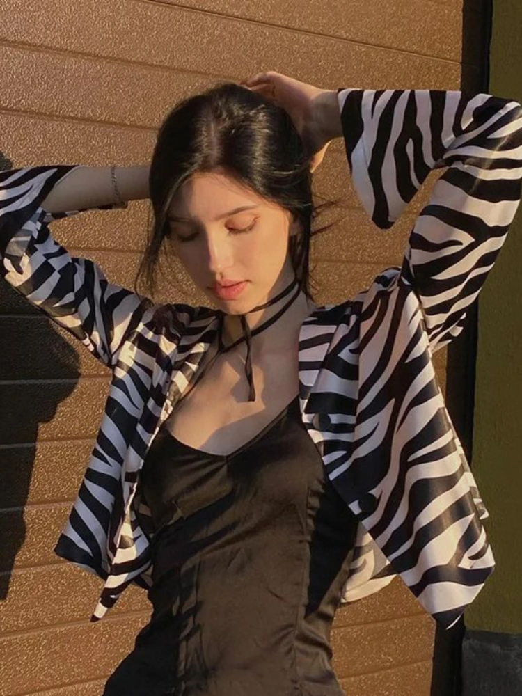 Женский офисный пиджак модный однобортный укороченный костюм в британском стиле