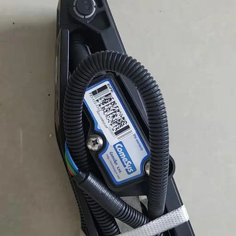 

FZ3-152-341,FZ3-532-133 accelerator, accelerator pedal