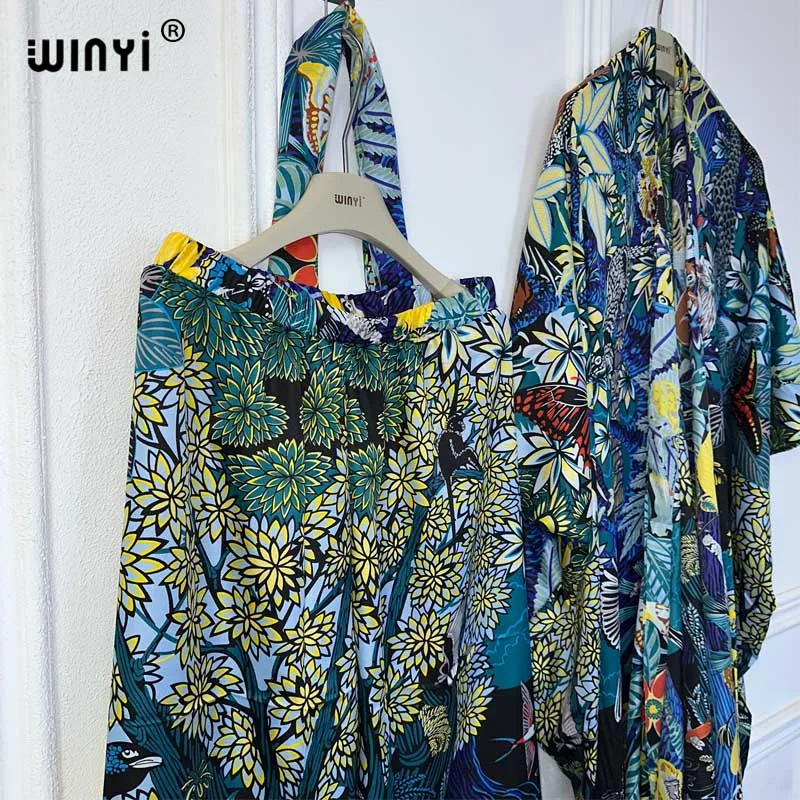 Костюм с длинным кардиганом и брюками широкими штанинами