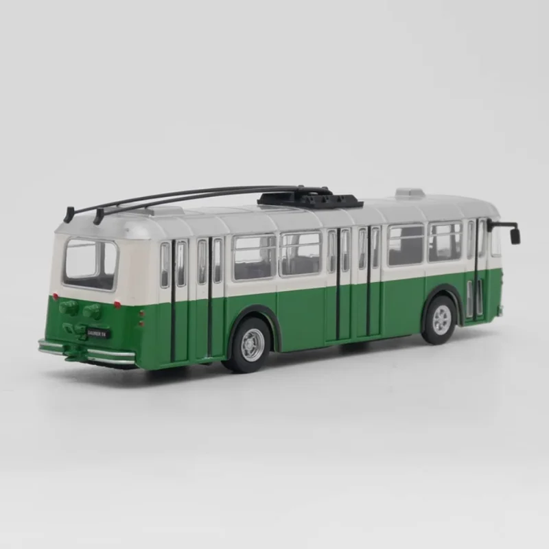 Модель автомобиля из сплава Ist Saurer T4 масштаб 1:72 литье под давлением