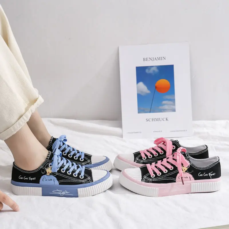 Graffiti Canvas Sneakers 2022 Fashion Korea Style Cartoon Print Female Sneakers Casual Students Daily Wear Women Footwear