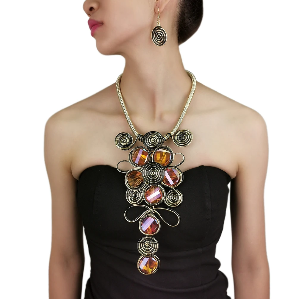 

Punk Retro Handmade Thick Lace Chain Necklace Earring Drop Set For Women Big Rhinestone Aluminum Wind Dangle Fashion Jewelry Set