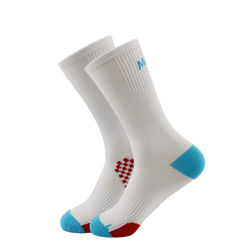 High Quality Professional Brand Cycling Sport Sock Protect Feet Breathable Wicking Cycling Socks Bicycles Running Socks